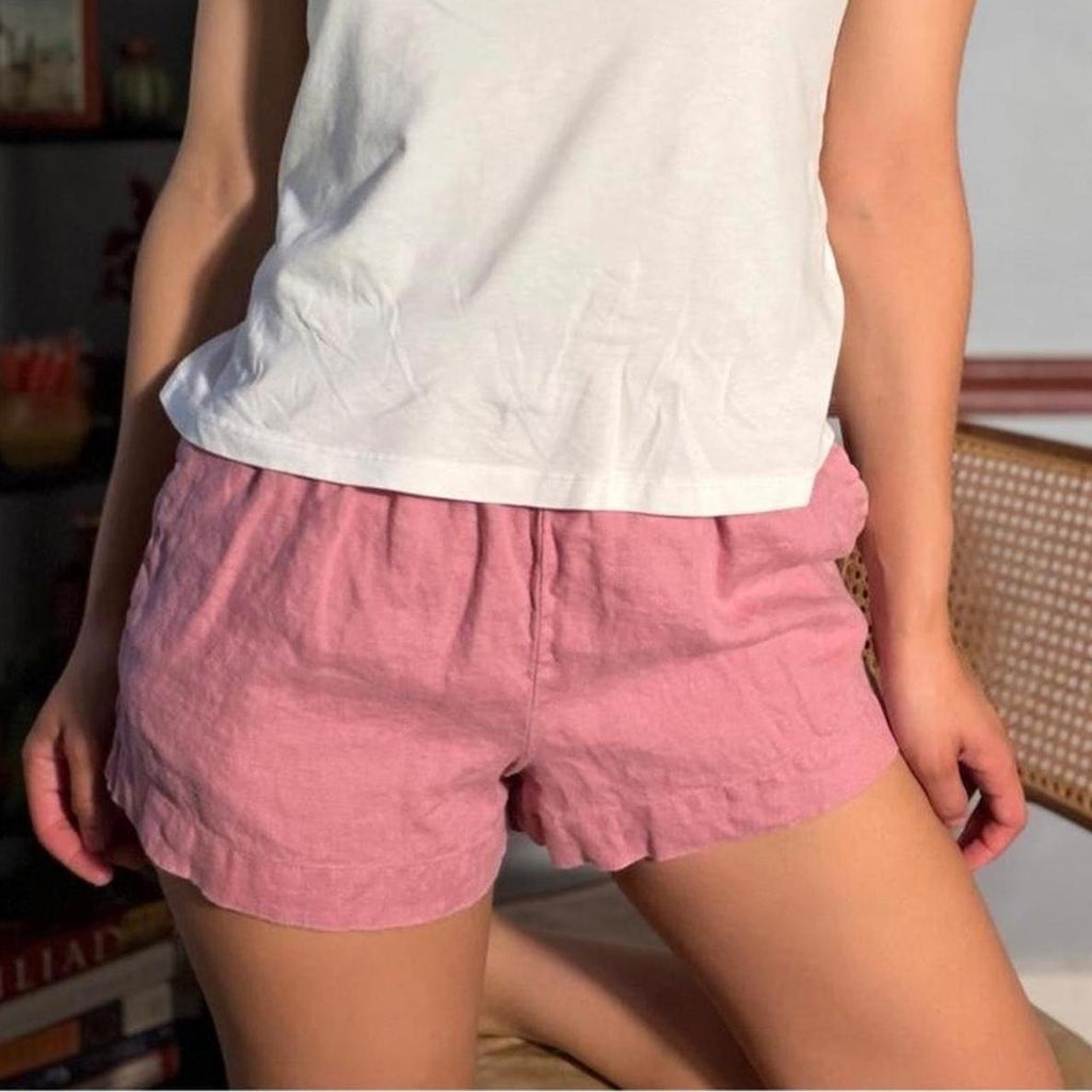 Reformation Mila Linen Shorts in Rose Petal (size x-small)