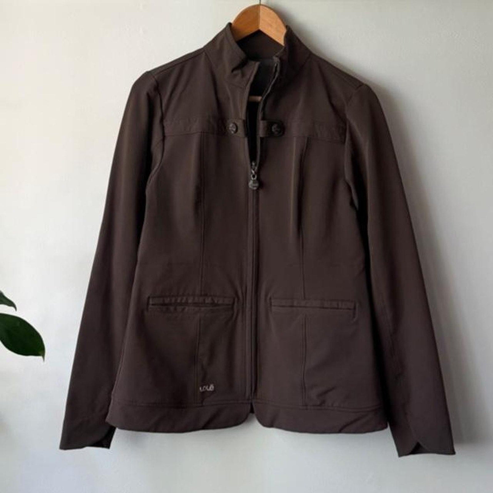 Lolë Dark Brown Fitted Jacket (size x-small)