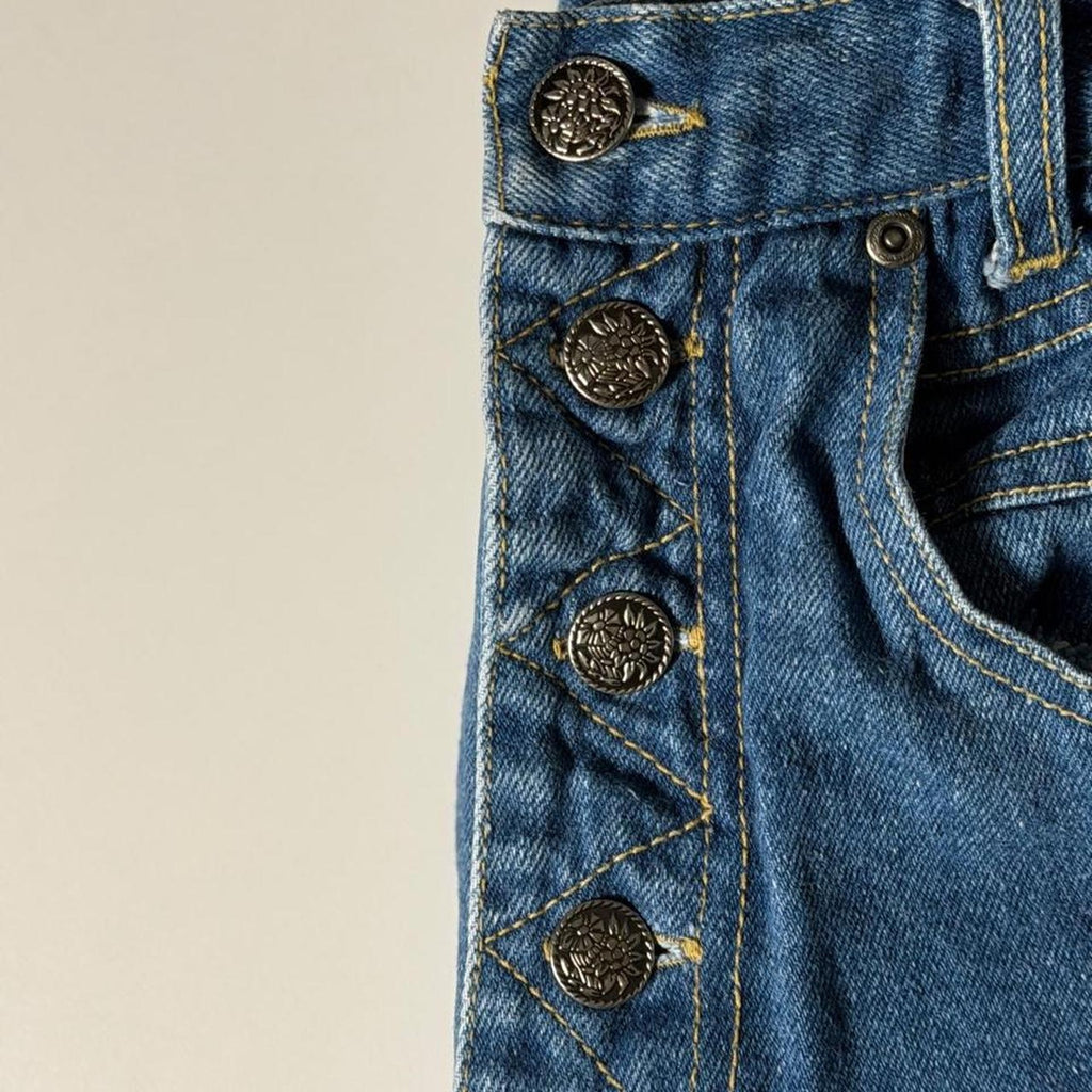 Vintage Goodfellows Floral Button Fly Denim Shorts (size 5/6)