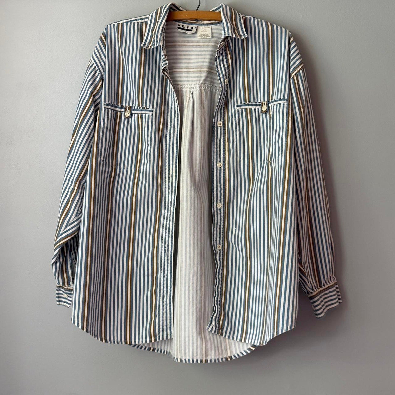 Vintage Ilio Striped Button Up Shirt (size medium)
