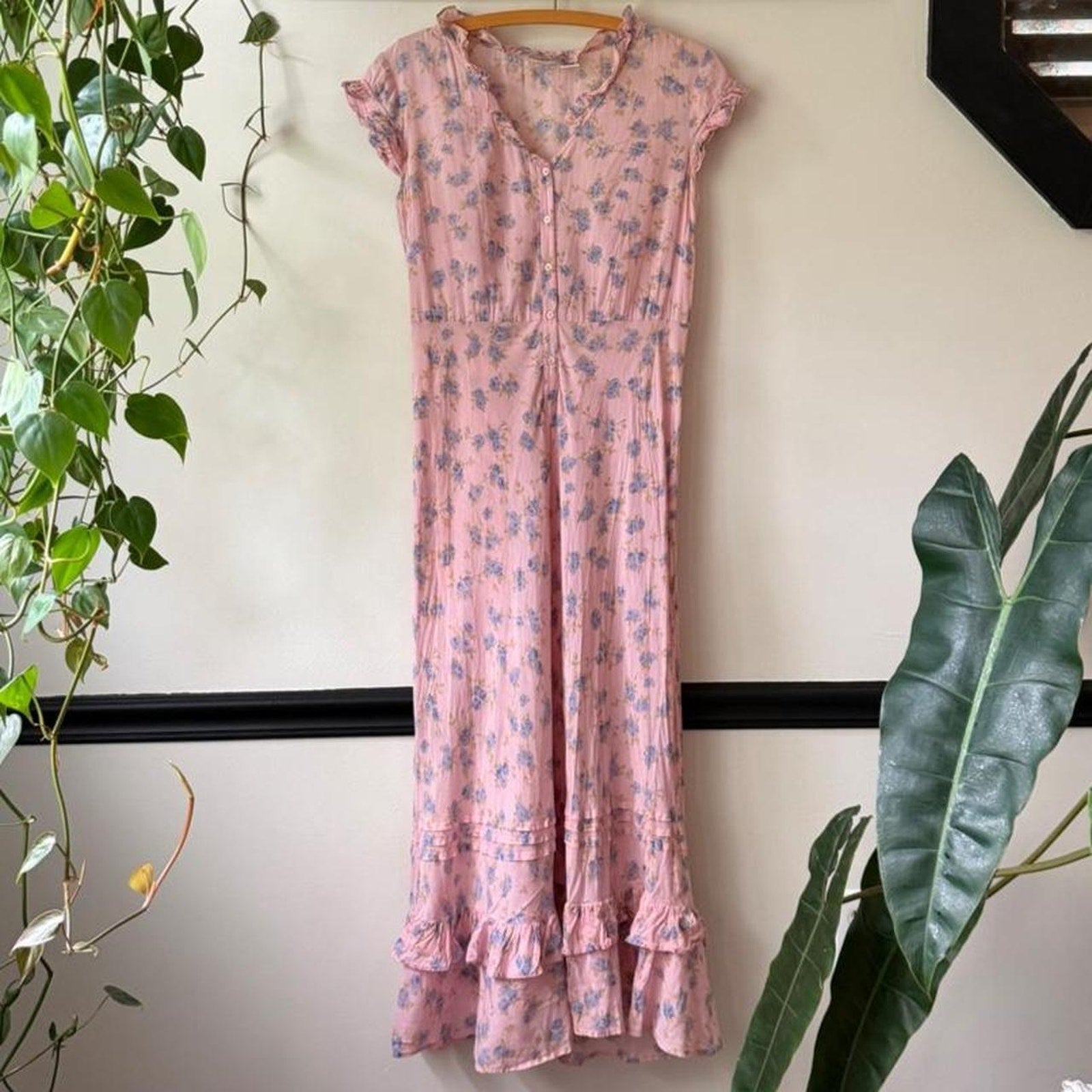 Vintage 1990s Newport News Pink Floral Dress (size 6)