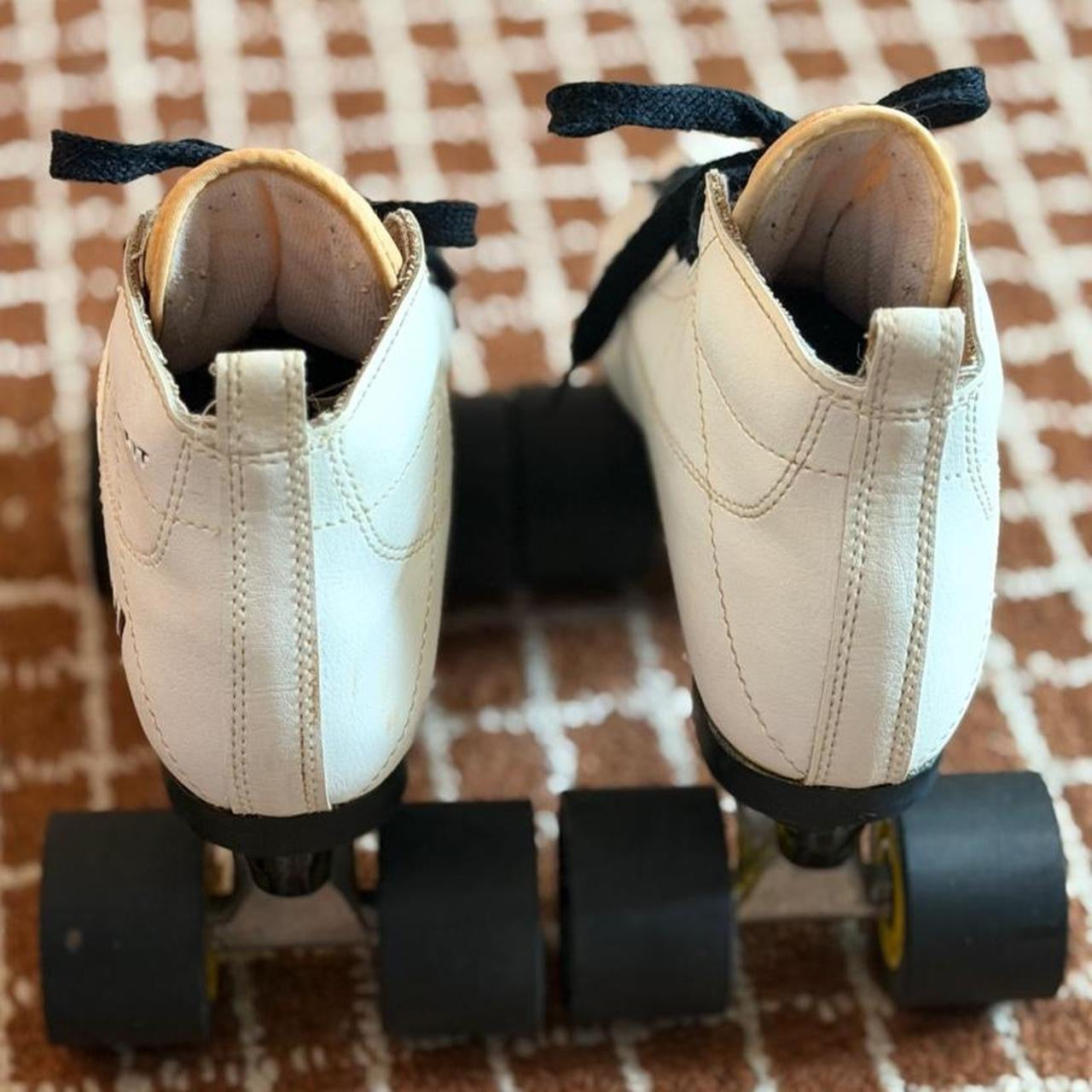 Vintage Formula Speed Roller Skates (W 6-6.5)