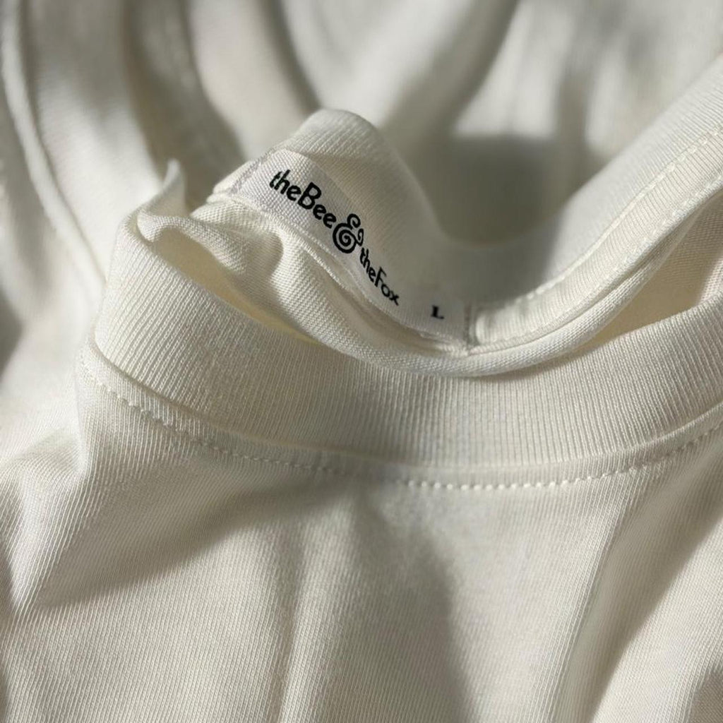 Tough As a Mother 'The Bee & The Fox' Embroidered Tee (size large)