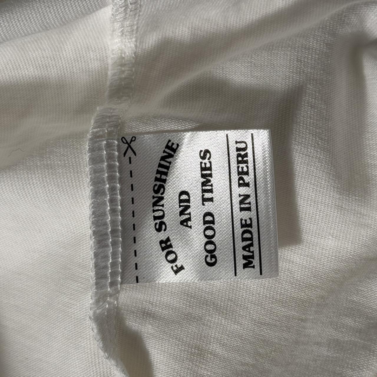 Tough As a Mother 'The Bee & The Fox' Embroidered Tee (size large)