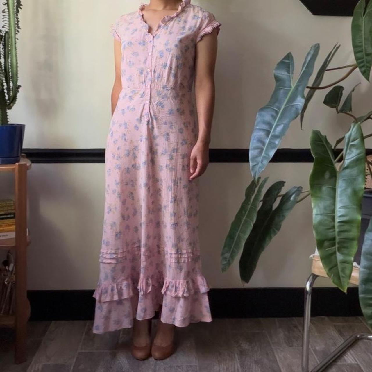 Vintage 1990s Newport News Pink Floral Dress (size 6)